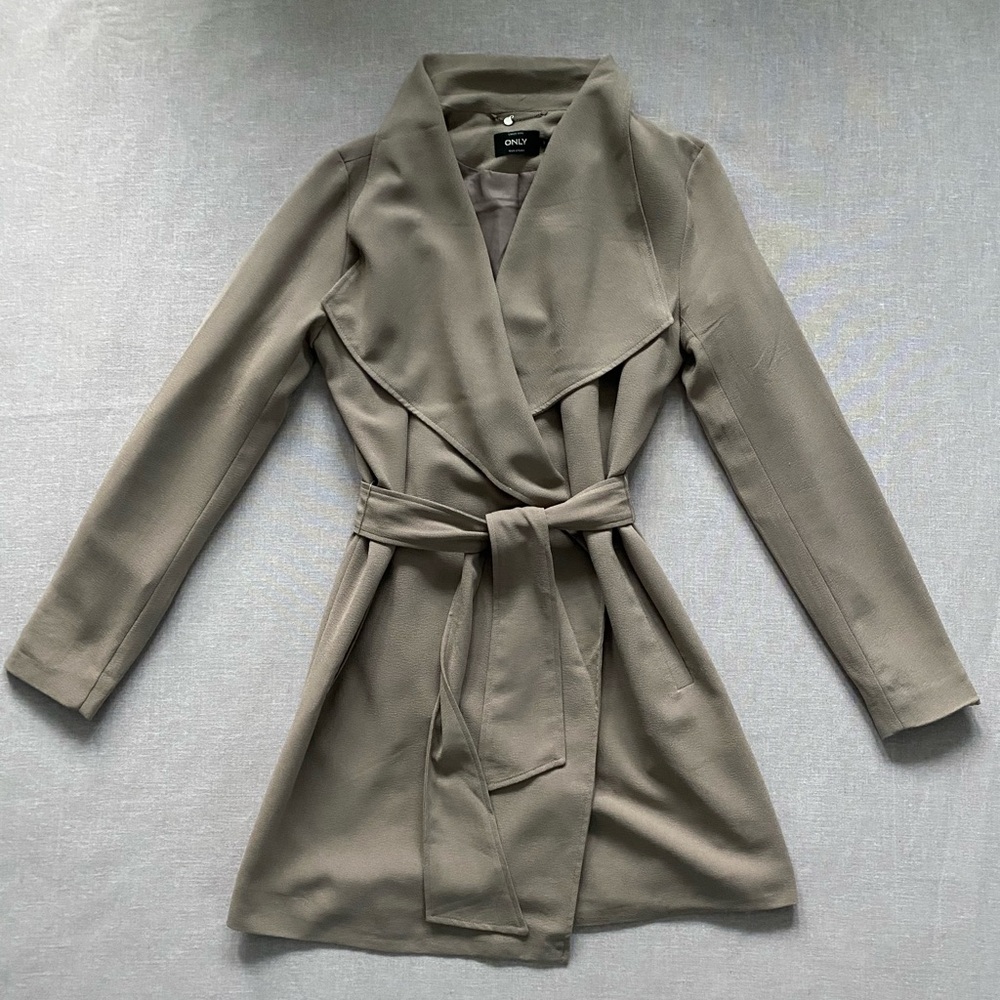 Only Our Story taupe draped floaty collared dressy coat jacket size Small